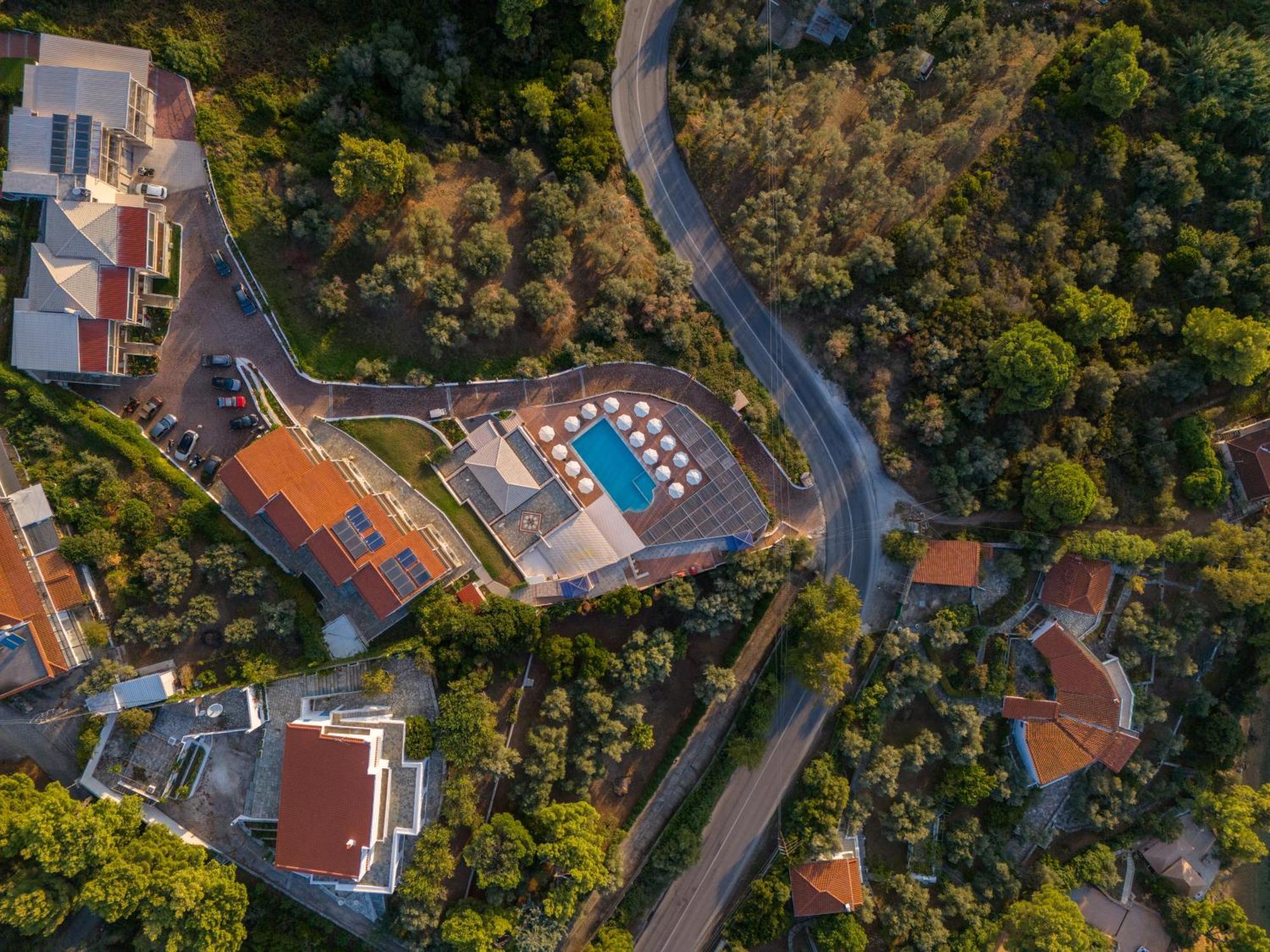 La Luna Hotel Troulos Exteriér fotografie